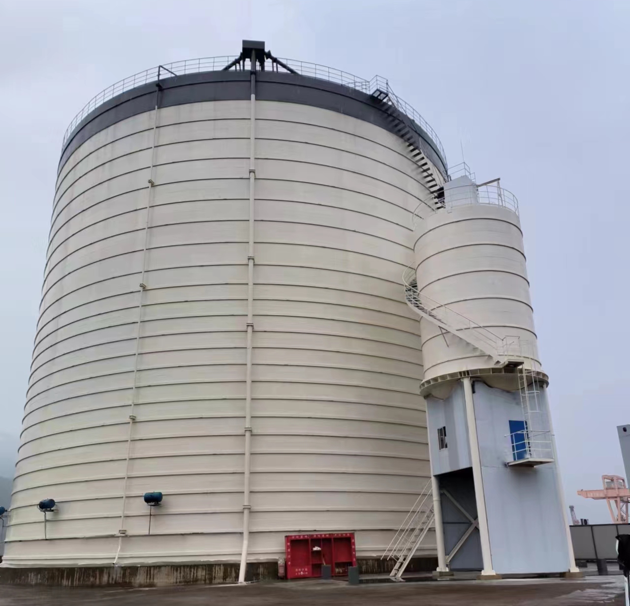 东乌珠穆沁10万吨水泥钢板库